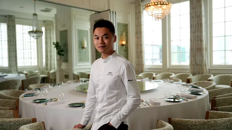 Un jeune chef chinois conduit à sa première étoile Michelin et participe à The Divine Dish en 2025