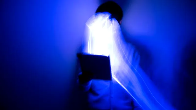 La fin des « compagnons » IA le 15 juillet laisse des utilisateurs en deuil et chercheurs en alerte