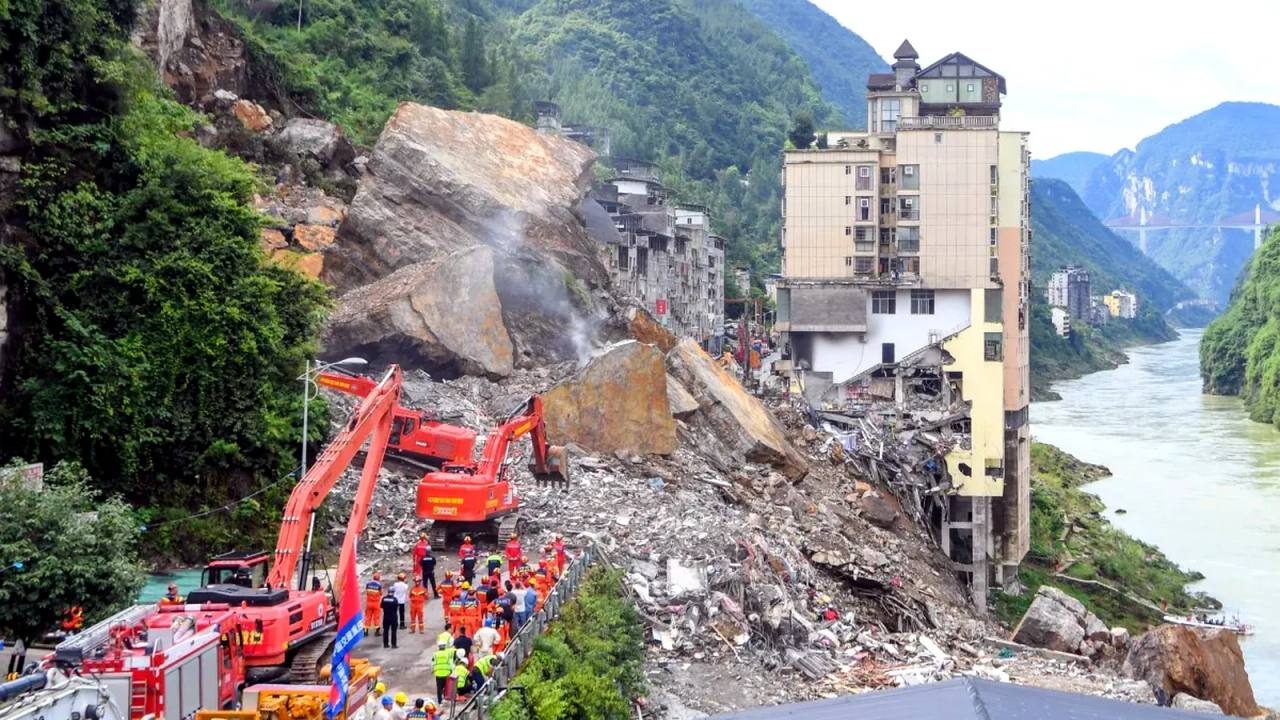 Chongqing : 51 morts et 10 disparus après un glissement de terrain
